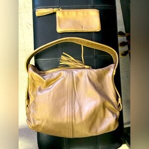 Elliot Luca Elegant metallic gold Leather Shoulder Bag with Pouch OS